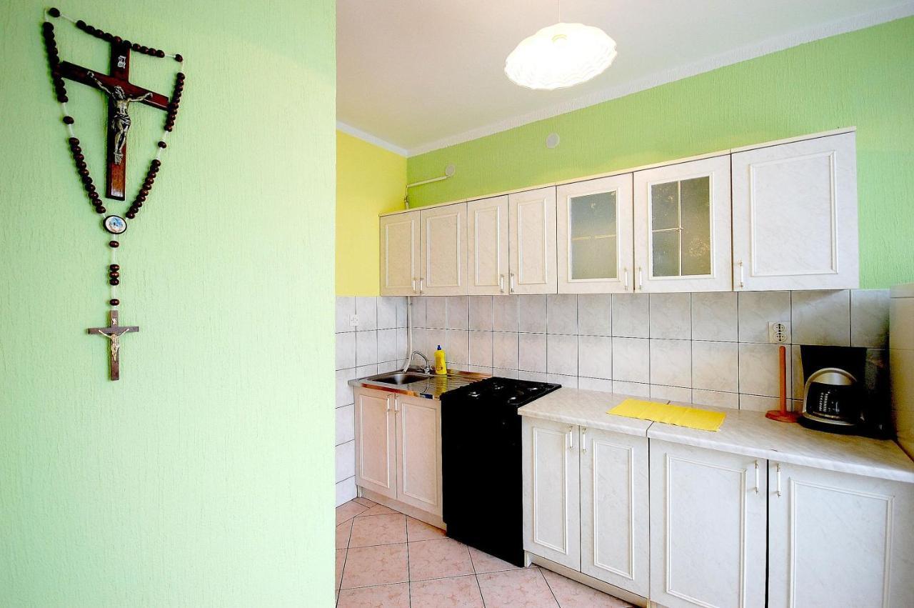 Apartment Ivan By El-Pi Tours Malinska Esterno foto